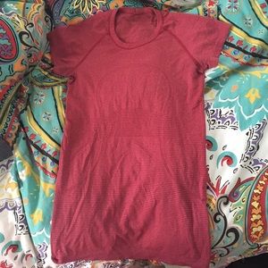 Lululemon Size 6 Swiftly Tee